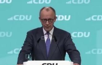 德国总理默茨提到中国时把窗户纸捅破了，他表示现在的中国已经有跟美国一战之力了，这