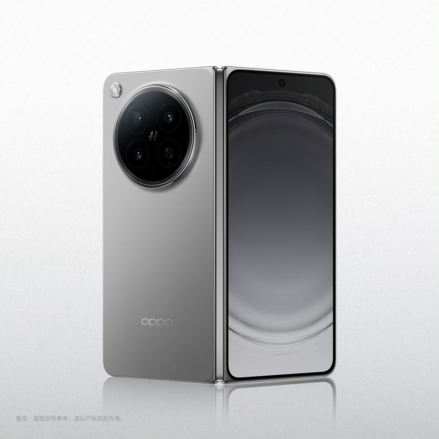 OPPO给闪光灯做了一个独立凸起设计，也是因为FindN6太轻薄了，闪光灯只能