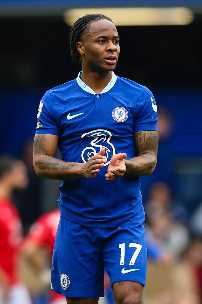 斯特林离开切尔西加盟费耶诺德，切尔西原本就是要处理斯特林的，现在他找到了下家，