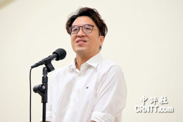 沈伯洋竟称赞徐巧芯温暖，邀她加入“洋流”台“立法院外交及国防委员会”今由中国国