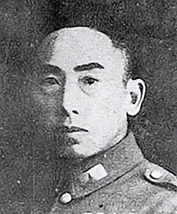 1949年4月，我军一举解放太原城，歼灭了守敌第30军。上级首长下令：