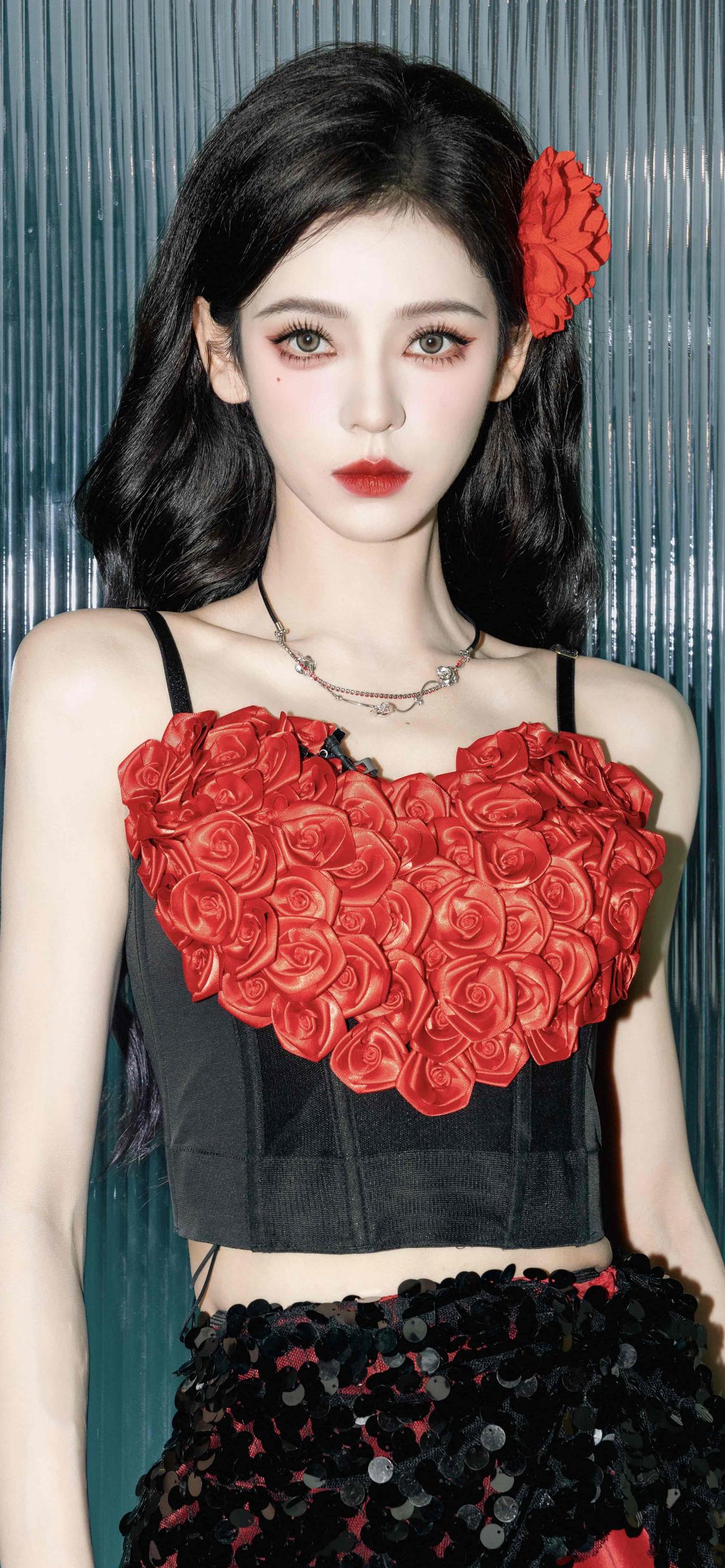 美女壁纸-第5909期-张予曦