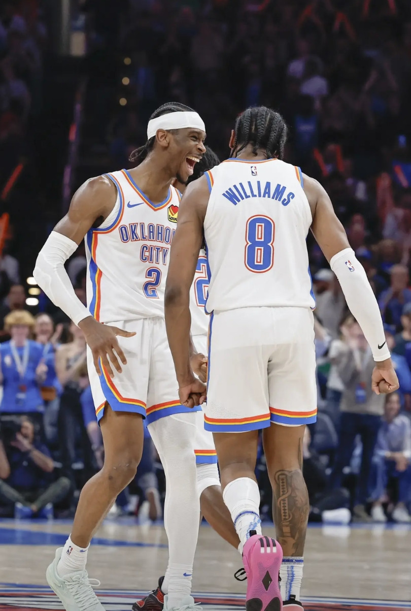 雷神合体了啊雷霆客场挑战76人，雷霆终于凑齐了亚历山大、杰伦威廉姆斯、多尔特、