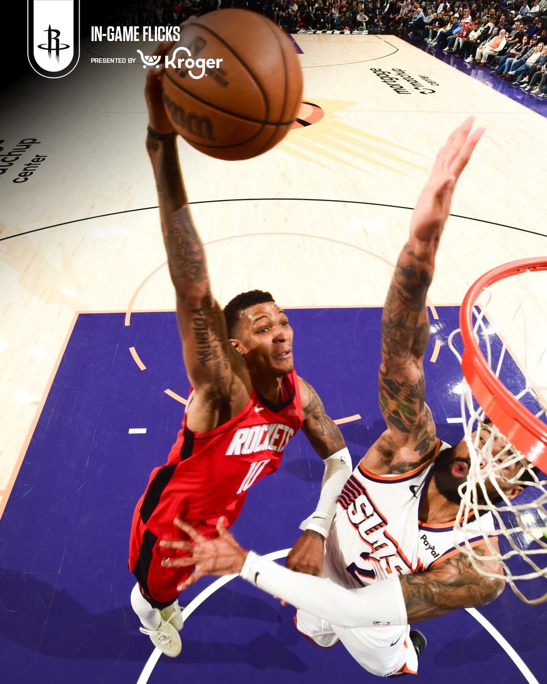 火箭队官方: 小贾巴里-史密斯扣篮令人惊叹‍