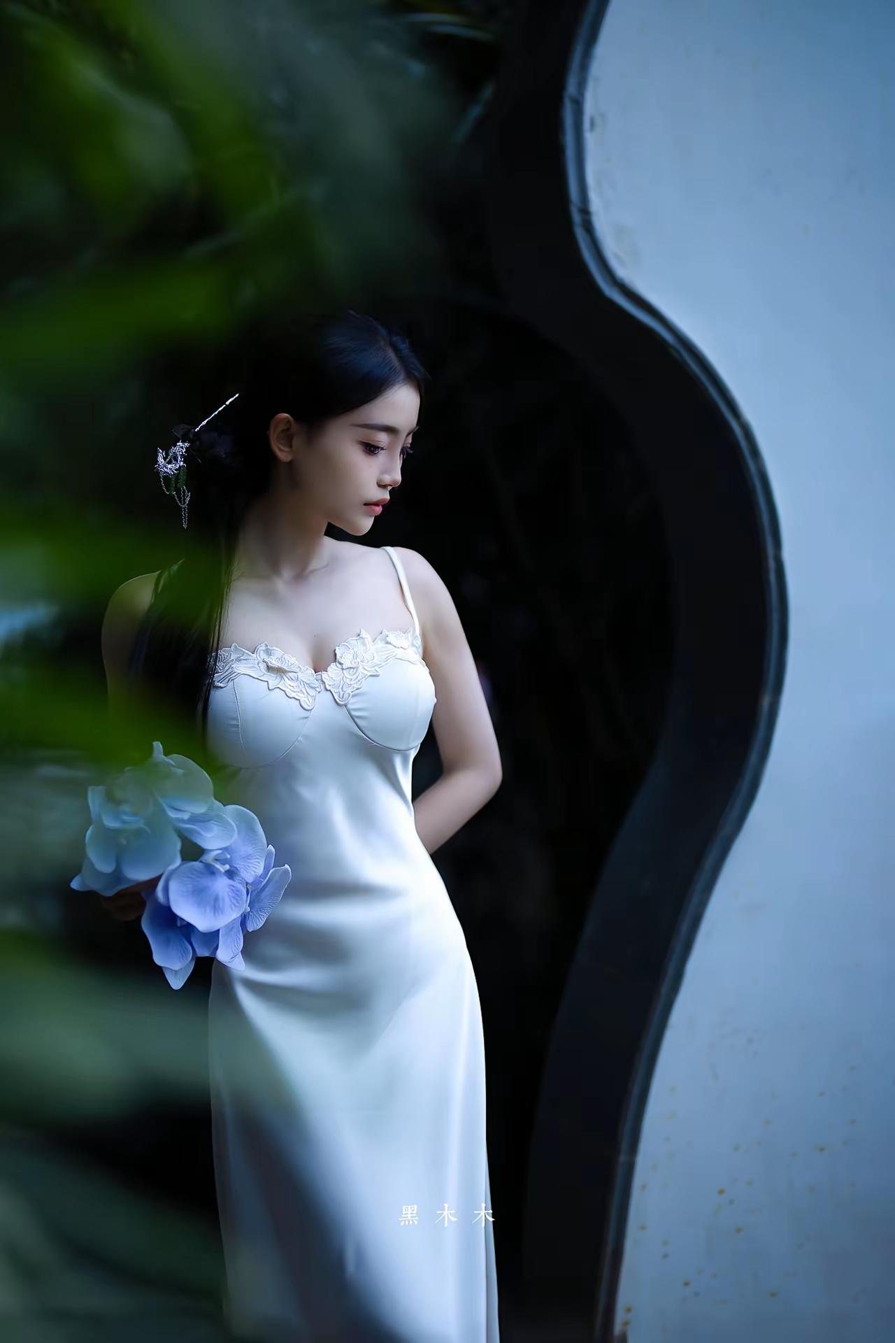 人生最大的遗憾是你曾经放弃的那个人后来你发现遇到的人里面那是最好的人可