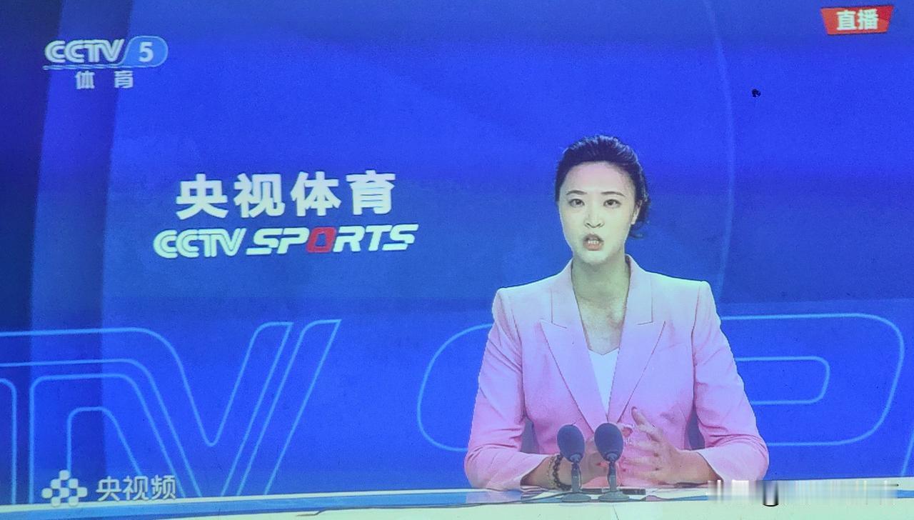 惠若琪：中国女排分组不利，先立足当下。南师大副教授惠若琪出任央视直播嘉宾，解说女