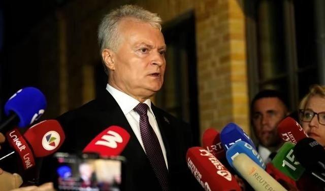 自取灭亡的立陶宛总统瑙塞达，这次中国没有迁就他！从2025年5月中旬起，立陶宛境