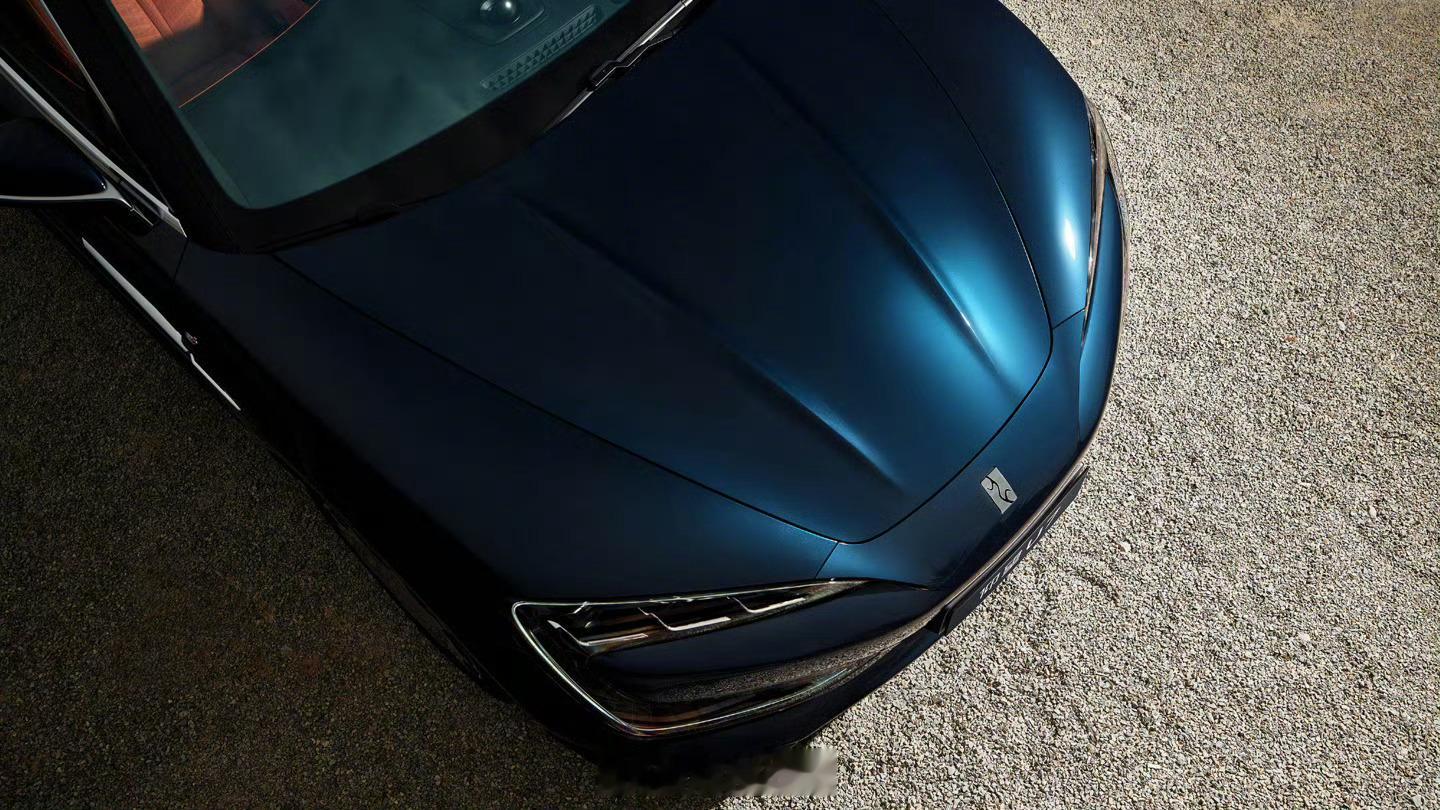 比亚迪仰望U7全新车色“星河蓝”将亮相广州车展