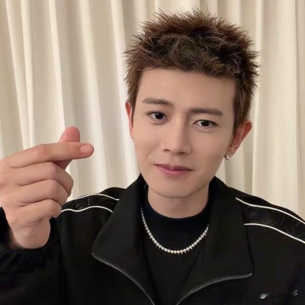 祝大嘉新年好，新年快乐，马到成功，健康顺遂！​​​