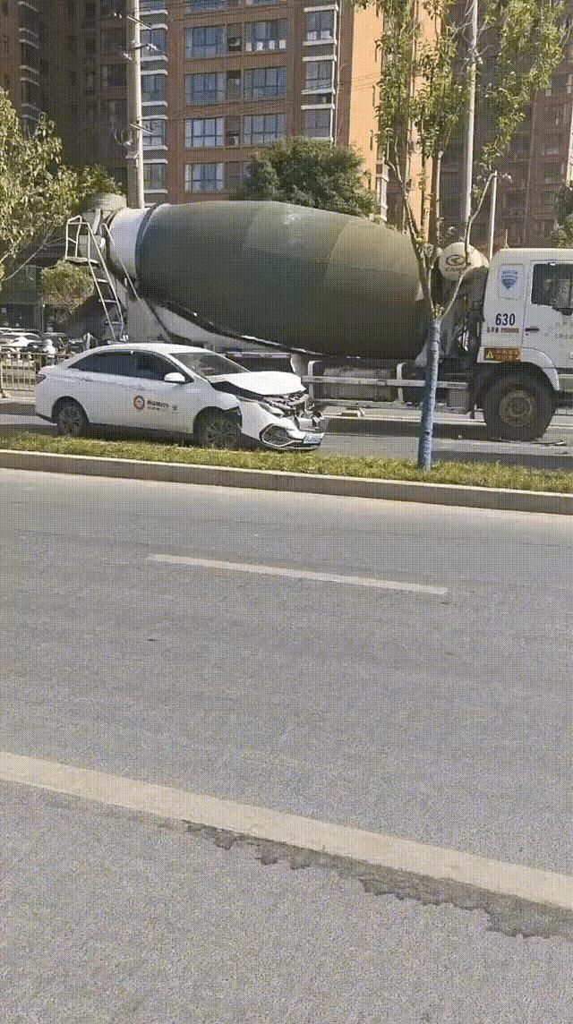 小车师傅这是想换新车了吧！