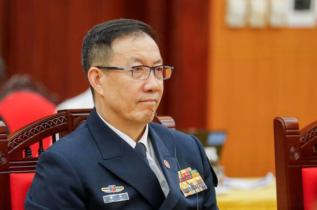 中国国防部长会见联合国秘书长，强调坚定维护世界和平，引起外界高度关注。我防长董