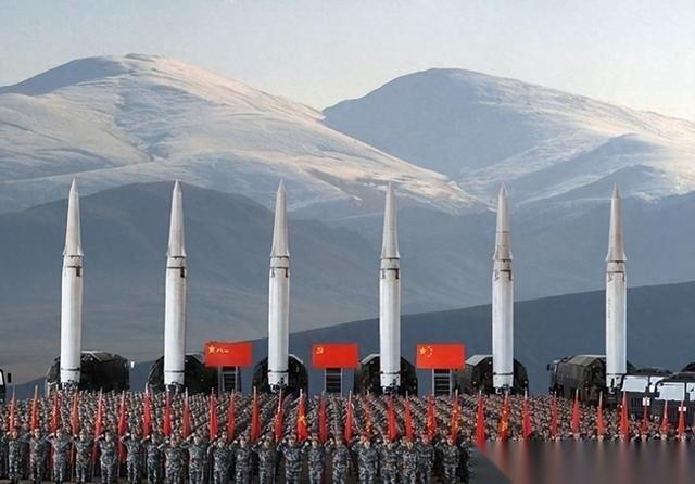 万万没想到，美国人竟然主动在亚太“撂挑子”了。五角大楼高官直接飞去首尔喊话：以后