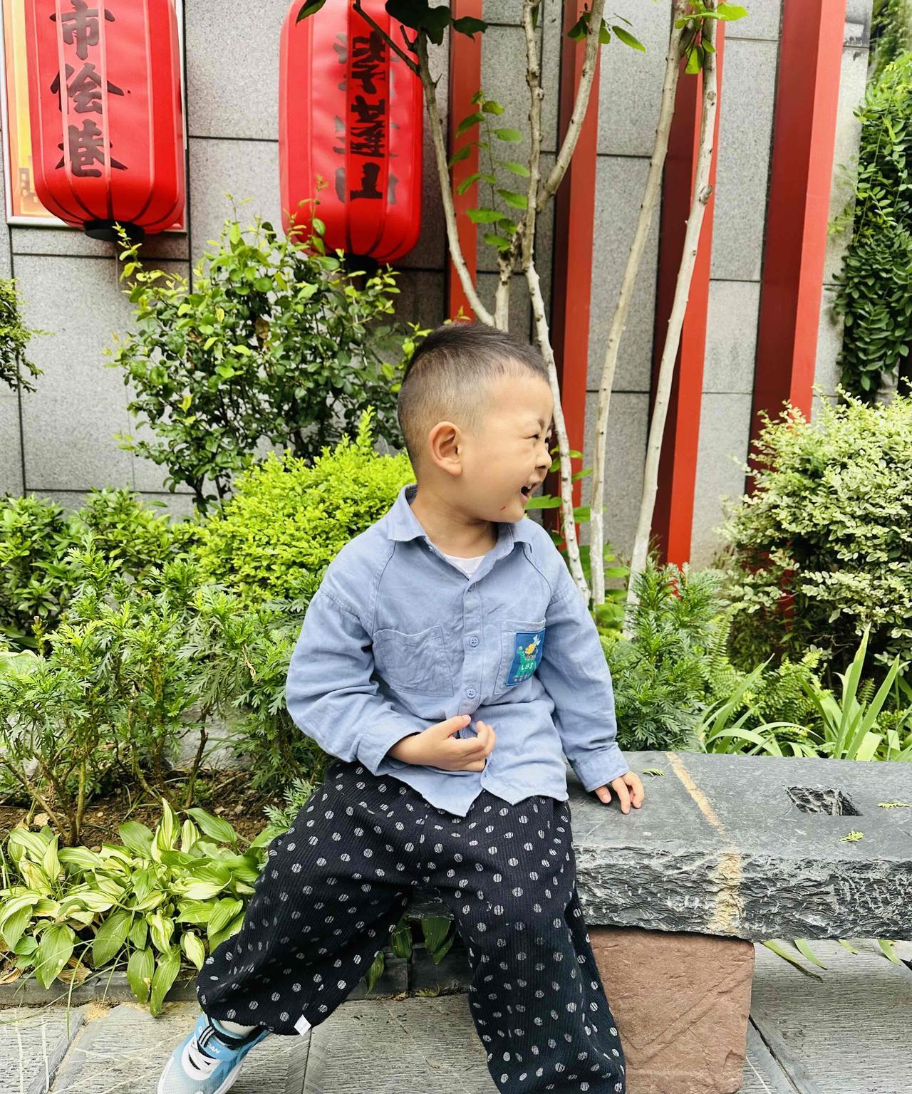孩子又又又咳嗽了真的想哭，孩子感觉两周吃一次药，就是因为咳嗽，不仅咳嗽还会喘！