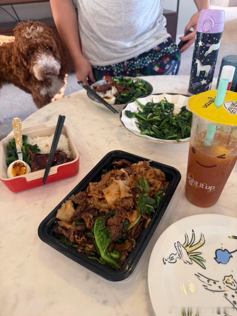 西雅图物价！一份炒河粉一杯柠檬水$30！好像让狗爹在西雅图当牛马，换我回国躺平啊