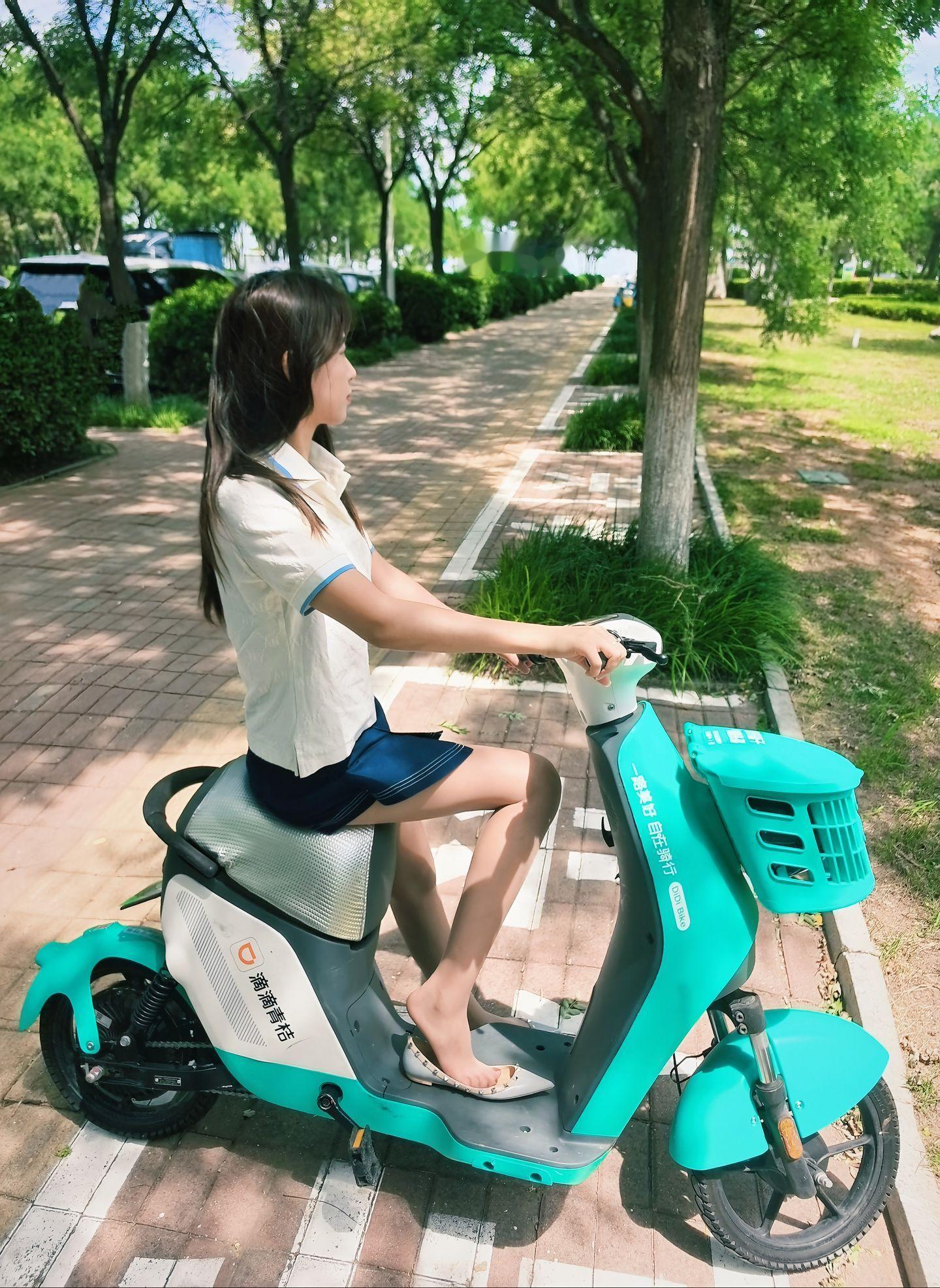 共享电动车🛵也是很方便的​​​