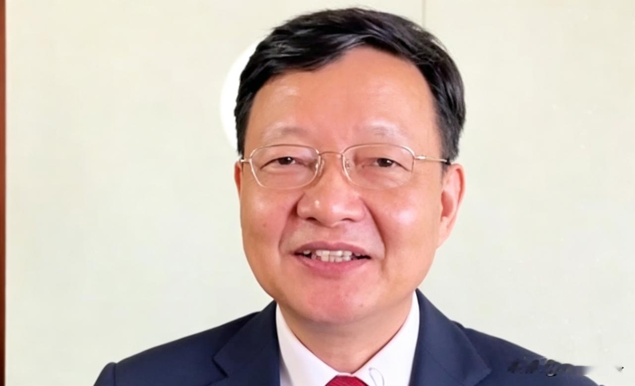美联储突然大变天！新主席刻意“装沉默”，李大霄一语点破深层玄机全球金融市场
