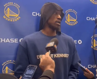 NBA常规赛，爵士对阵勇士的全场比赛已结束，勇士123-114战胜爵士。赛后，