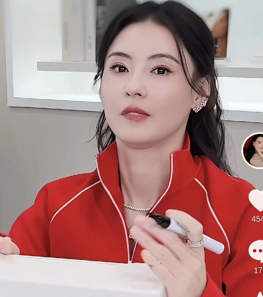 张柏芝才是妇女节最权威的存在吧3月8日妇女节，娱乐圈的女明星们纷纷上线营业，