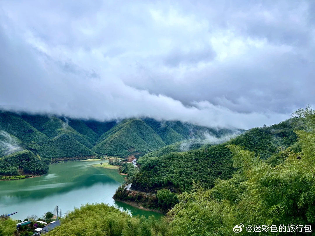 别嫌弃梅雨季下雨！浙江这些山水秘境，雨天氛围感直接碾压晴天，随手一拍都是水墨大片