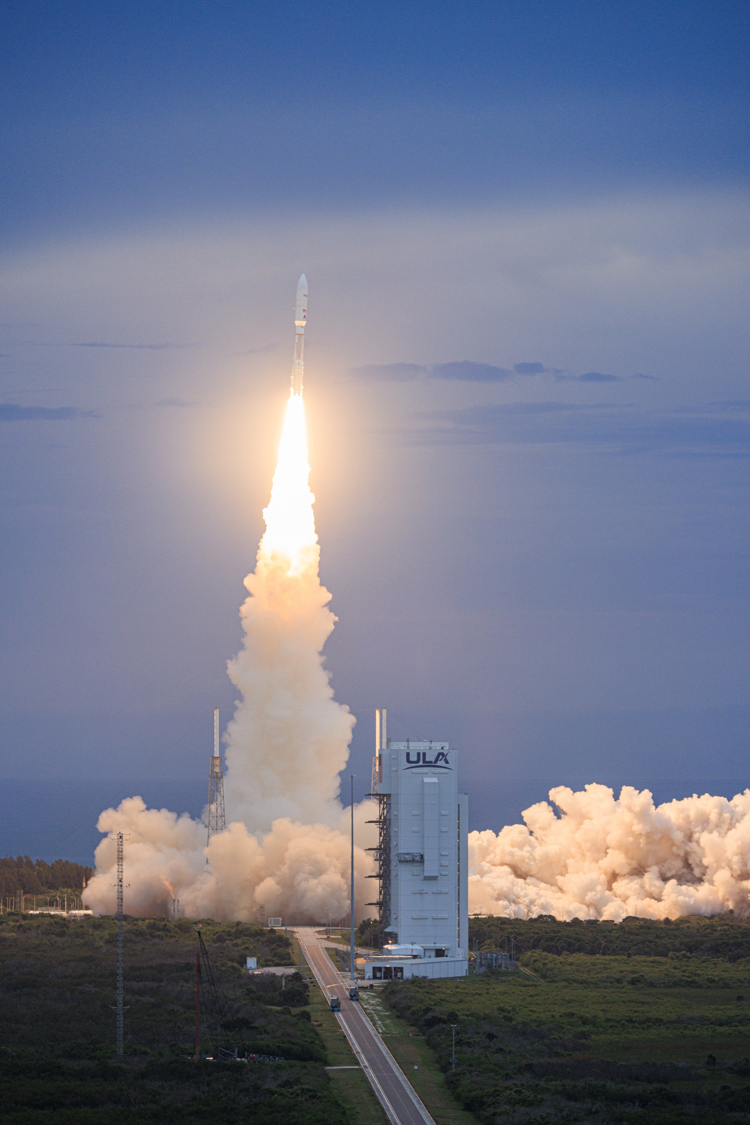 今天07:53，ULA在卡纳维拉尔太空军基地SLC-41，使用AtlasV5
