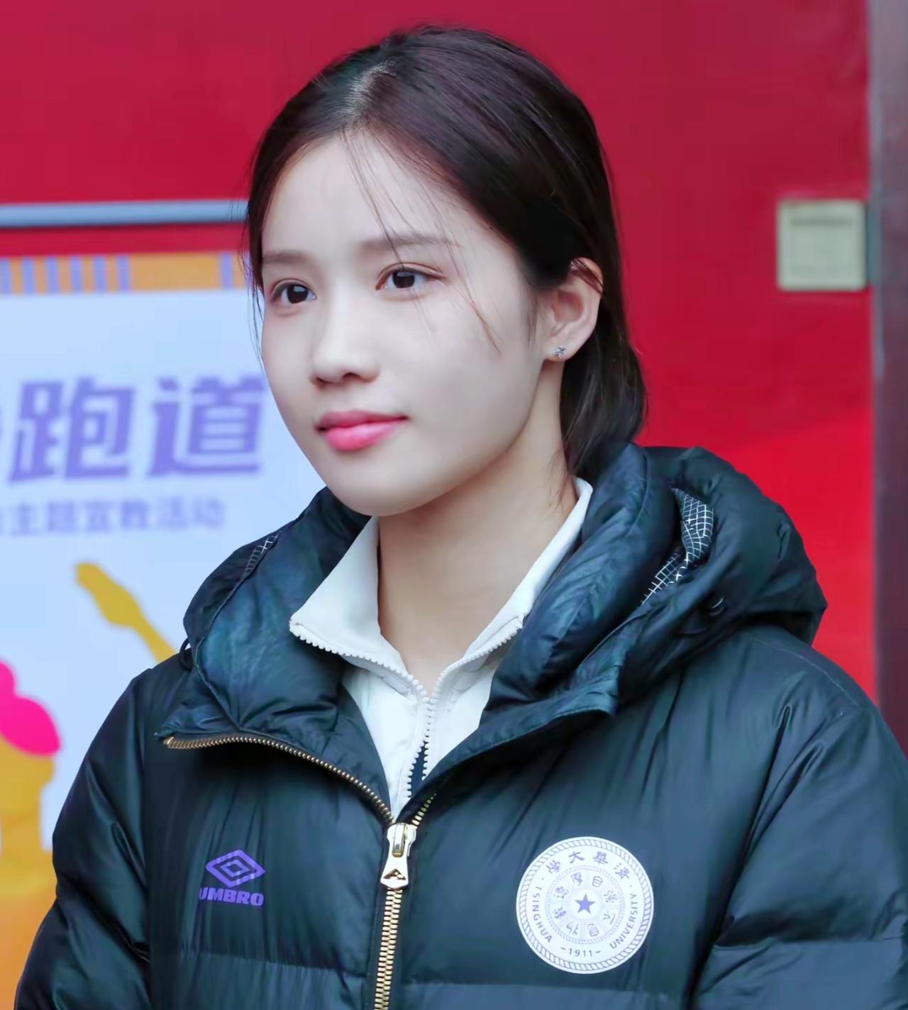 怎么会有这么漂亮的人啊！邵雨琪这波全运会跳高夺冠直接把我看愣了！身高17