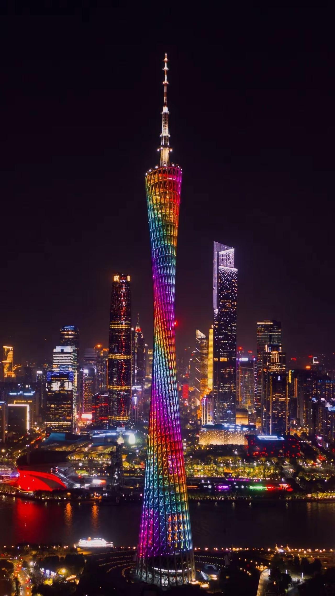 在广州，若拥有一套房，生活便宛如一幅最美的画卷。房子无疑是在广州生活的最大门槛