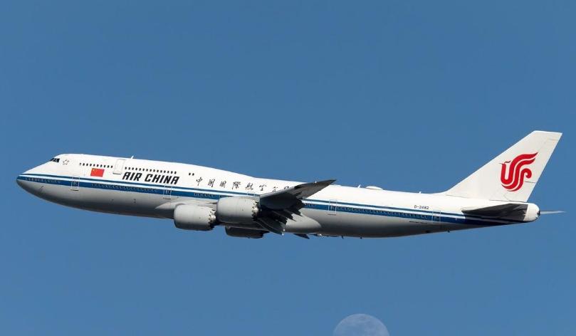 日媒嘲笑中方游客丝毫未减少后，中方航司大幅减少赴日航班，这一下全都不吭声了！