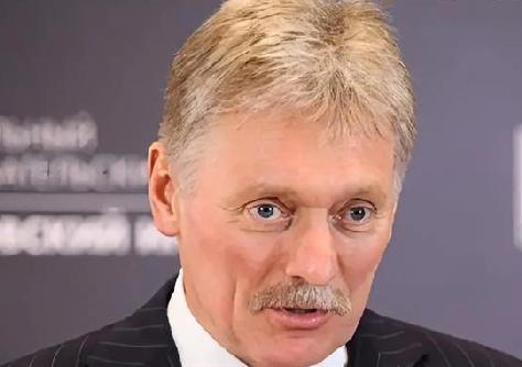 昨天，特朗普总统宣布，美国将与其他国家平等地开始进行核武器试验。今天，佩斯科夫