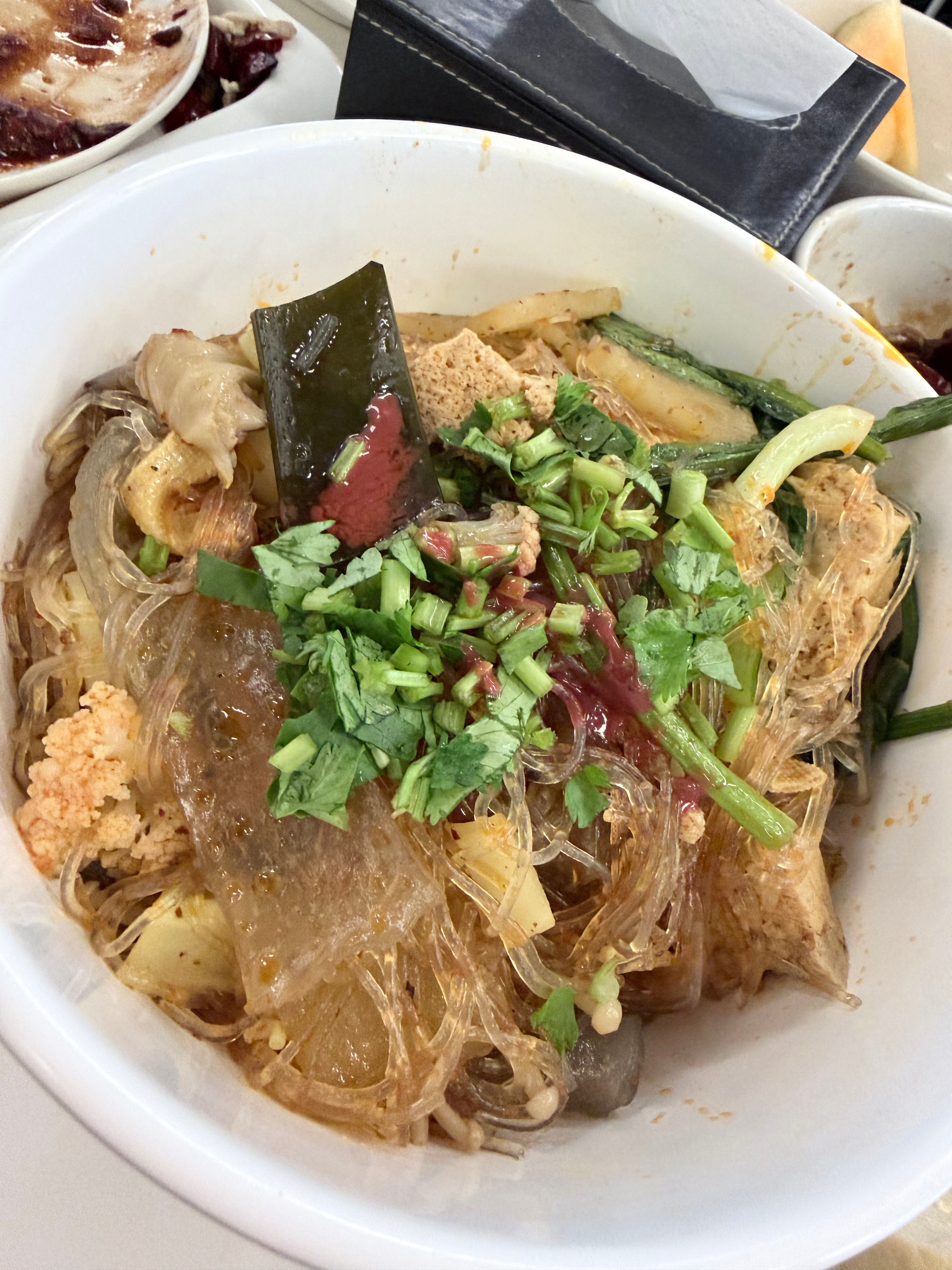 今日食堂人从众𠈌