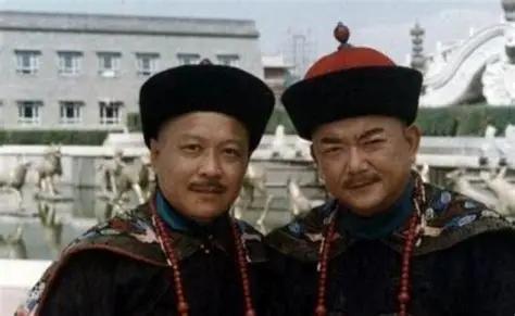 中国历史上最坏的5个人：康熙乾隆上榜！连和珅都排不上号！和珅的坏，只是个人敛