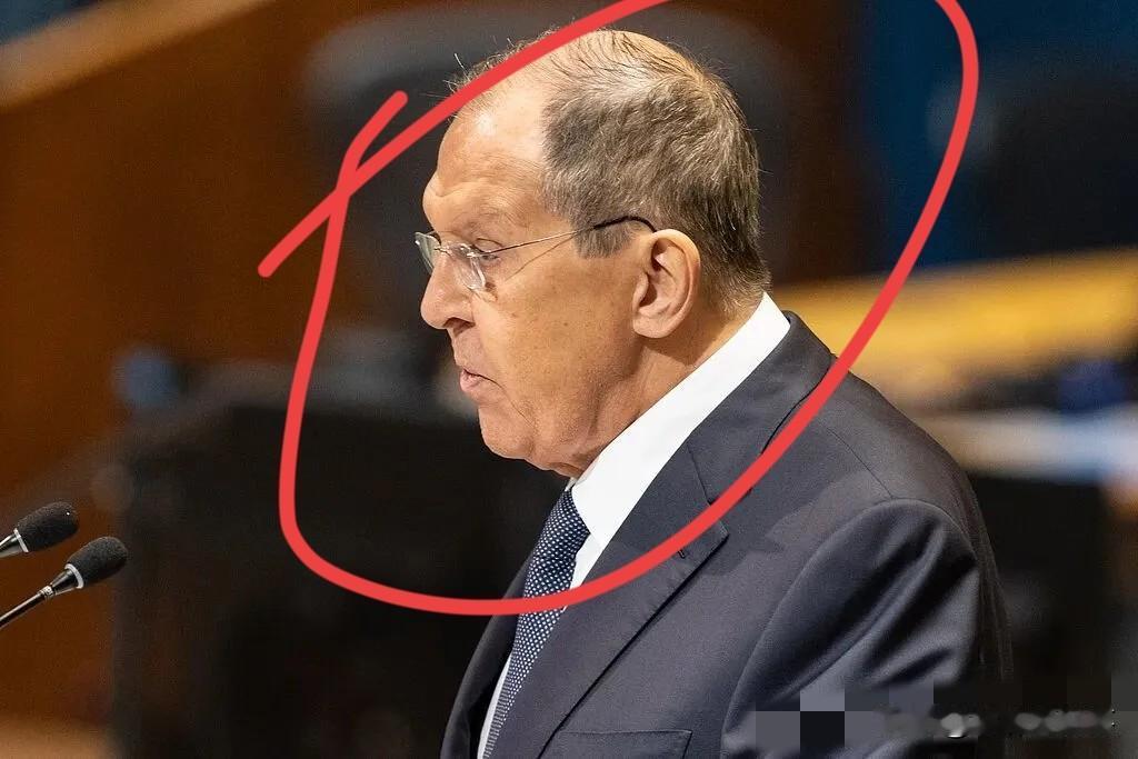 美国吓傻了，而俄罗斯太心虚了！没想到吧，美国突然派出大量F35隐身五代机，他