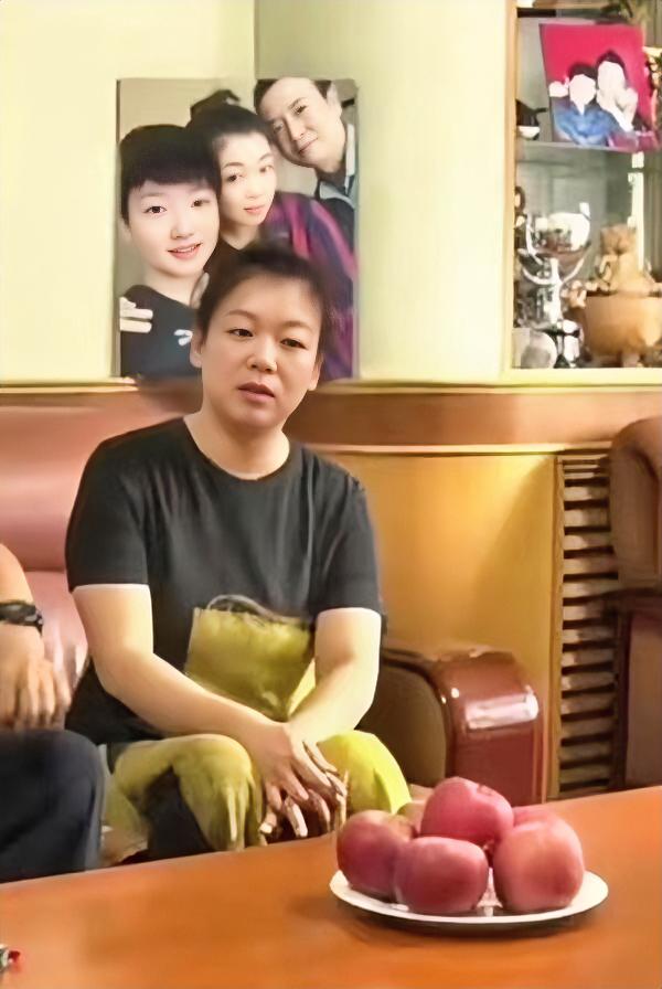 孙颖莎的妈妈给所有体育明星提了个醒不是说开发商的那套房有什么问题，而是她