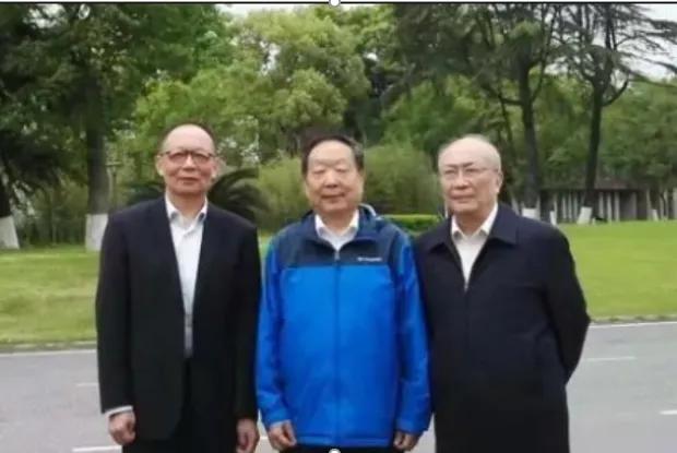 “一门三院士”，江苏泰州的李氏三兄弟成为科学界的传奇。他们都曾出国深造，又都放弃