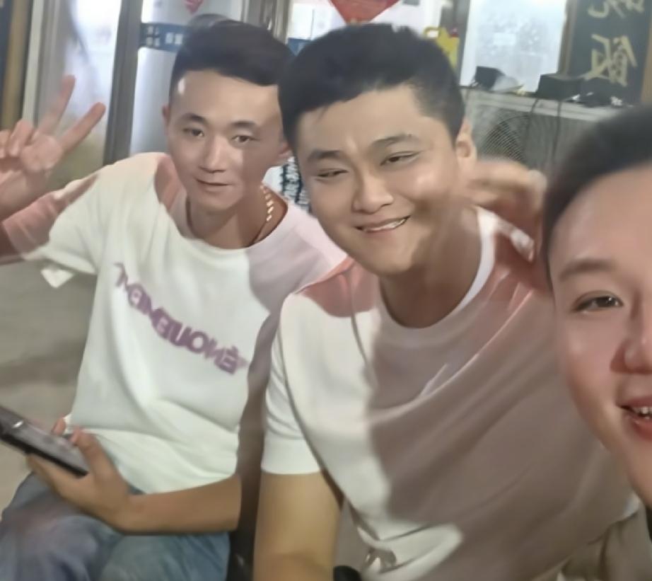 厉怀远对朱进说的一番话像极了人生导师网友:这是厉怀远第三个徒弟昨天双胞胎