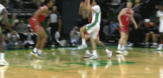 恕我直言，林葳单兵防守能力并不比徐杰差，防守一直被低估。男篮主帅郭士强也会关注吧