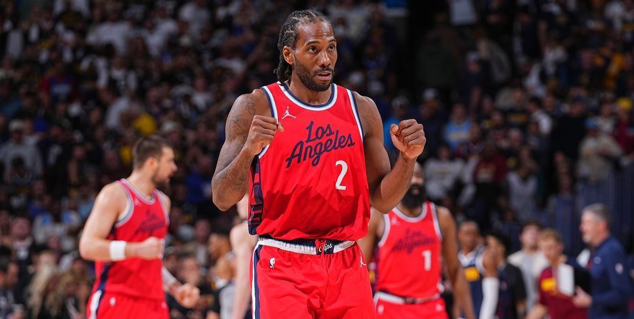 都说快船解散，那我预测一个哈登能去的队吧魔术队，萨格斯+艾塞克换哈登，快船队补