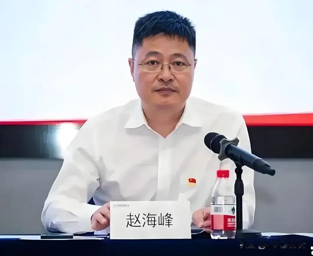 有时候，人就是管不住自己的裤腰带，就像鲁迅在书上说的，一说到肚脐眼，有人就联想到