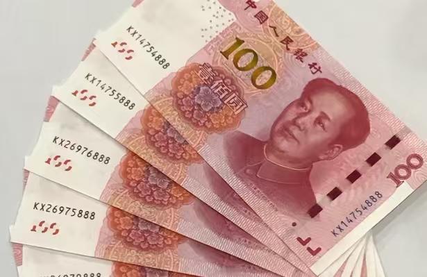 “3倍工资，值班4天，可挣近4000块，想想还是划算。”一高中同学说今年不想