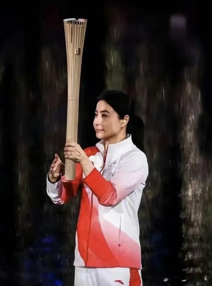 46岁霍启刚的婚姻点醒无数男人：你可以娶丑的、穷的，但千万别娶那种整天闲着、