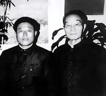 1972年，张爱萍在北京301医院化名“张绪”住院治腿伤，警卫班长赵保群奉命执行