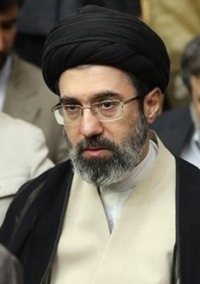 哈梅内伊的四个儿子个个优秀哈梅内伊的长子穆斯塔法，在意识形态领域声望高，他的