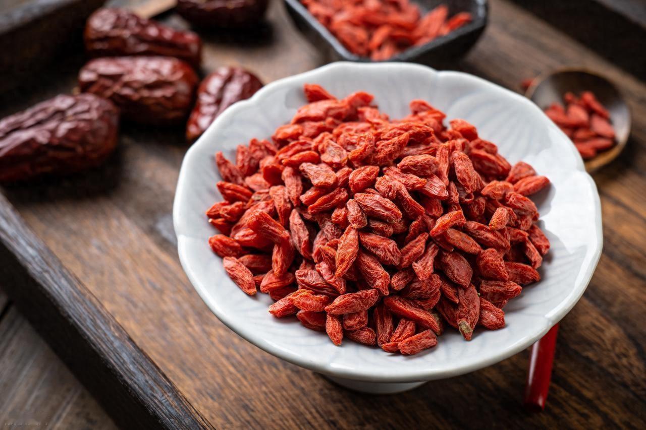 别再单泡枸杞了！这样搭配才是“王炸”，肝肾同补、效果直接翻倍作品声明：个人观