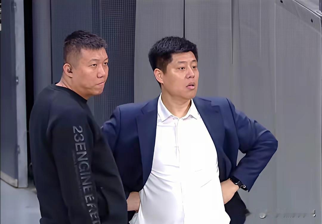 三连败，山西又输了，潘江还是学学杨鸣跟刘炜，韩硕主动辞职吧，主场都打成这样，连