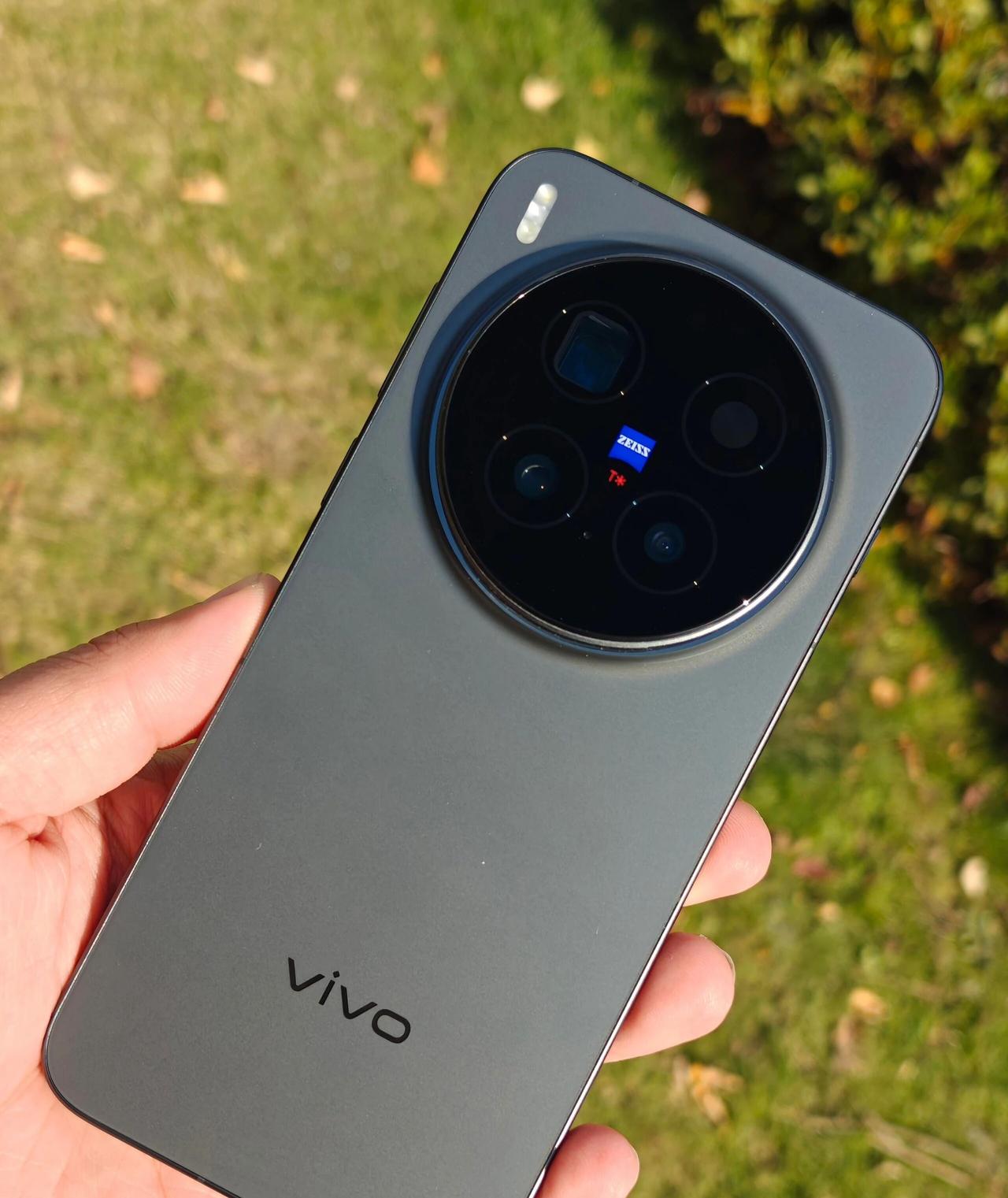 vivoX300Pro上手体验，这才是2025年梦中情机之前使用vivoX