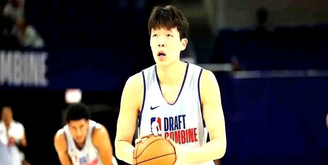肯定稳了！NBA最“权威”机构预测杨翰森最终被NBA选中的顺位！现在年轻人训