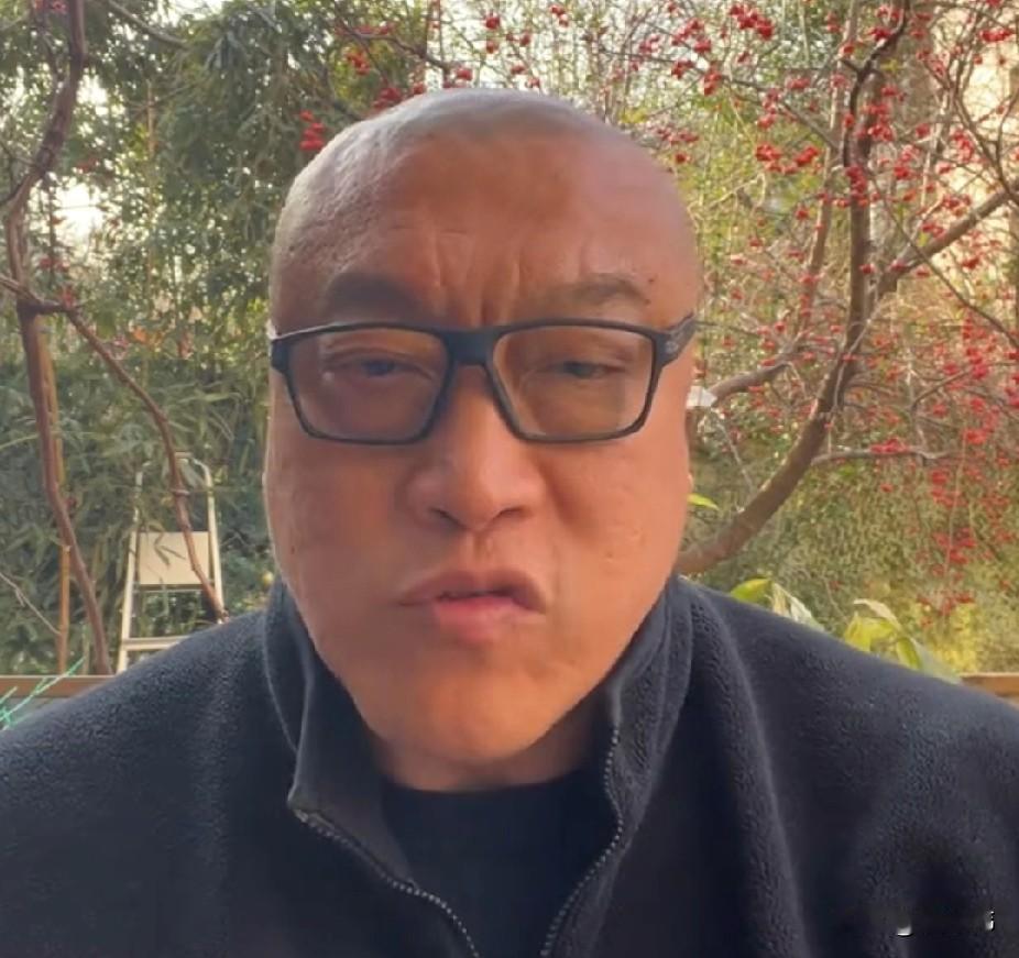 没道理！马健谈当初浓眉与东契奇的交易：“独行侠明确表示不会交易欧文，不过会交