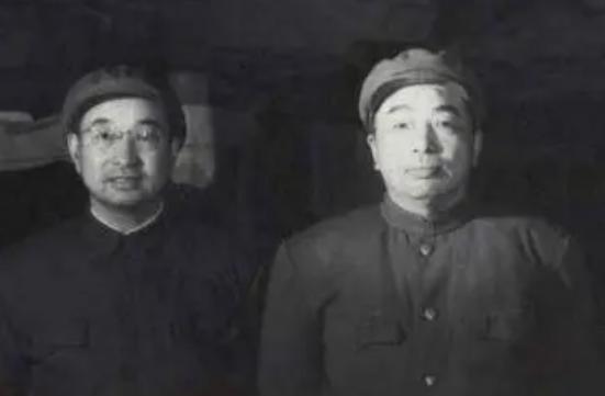 一次，陈赓用萝卜汤招待彭老总，自己却躲在房间里大口吃肉，彭德怀大怒：“好你个陈赓
