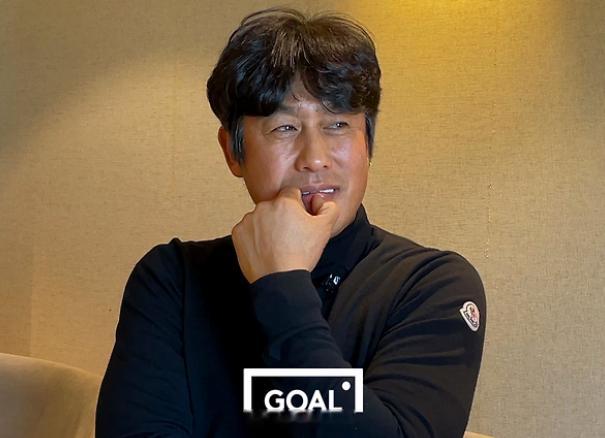 中超联赛徐正源开始说话：“久违了啊，我成了无业游民，但更忙了，到处跑，跟朋友们