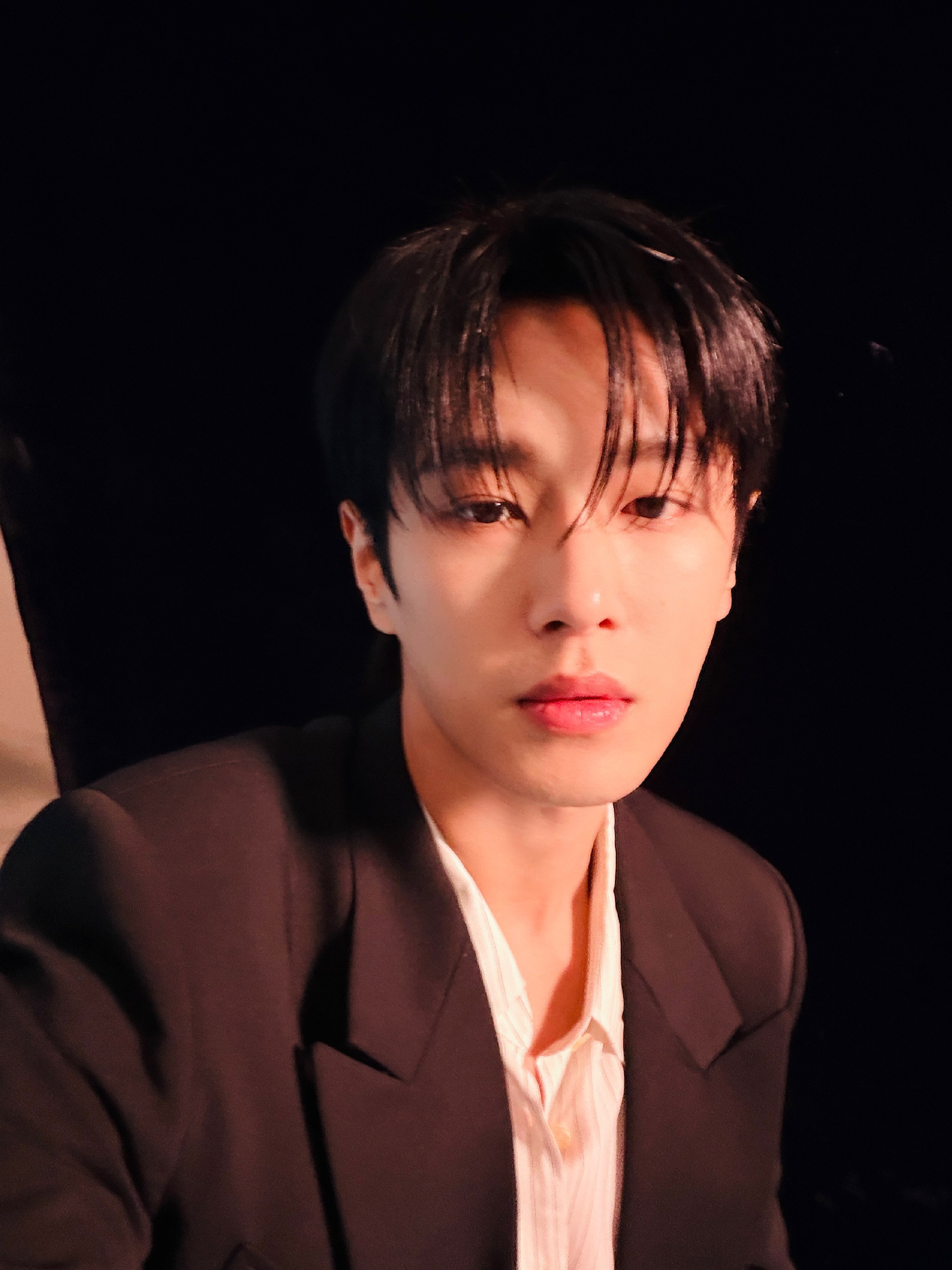 1.开盘张小斐姜妍2.李汶翰胡连馨《予苍龙》今日开机3.电视剧《铁证》主演：孙红