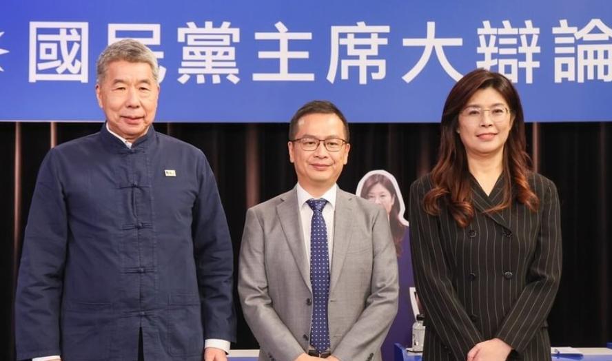 罗智强、郑丽文等应该退出中天辩论会罗智强昨天（26日）声援被中天封杀的卓伯源，